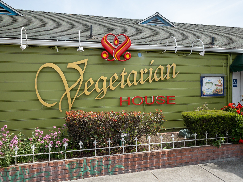 Tempat Makan Vegetarian
